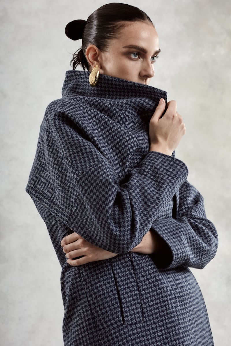 Isla: Navy and grey houndstooth tweed drop-shoulder coat, €950