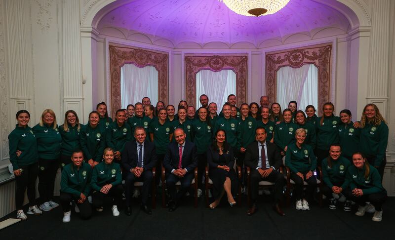 
Ireland players and staff with Minister of State with responsibility for Sport Thomas Byrne, Tánaiste Micheál Martin, Minister for Sport Catherine Martin and Taoiseach Leo Varadkar at Farmleigh House