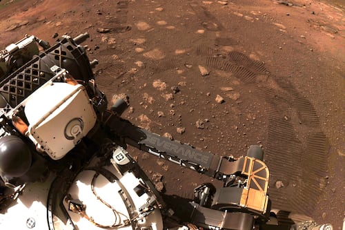 Data from rover confirms ancient lake sediments on Mars