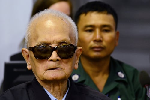 Cambodian court upholds life sentences  for  two  Khmer Rouge leaders