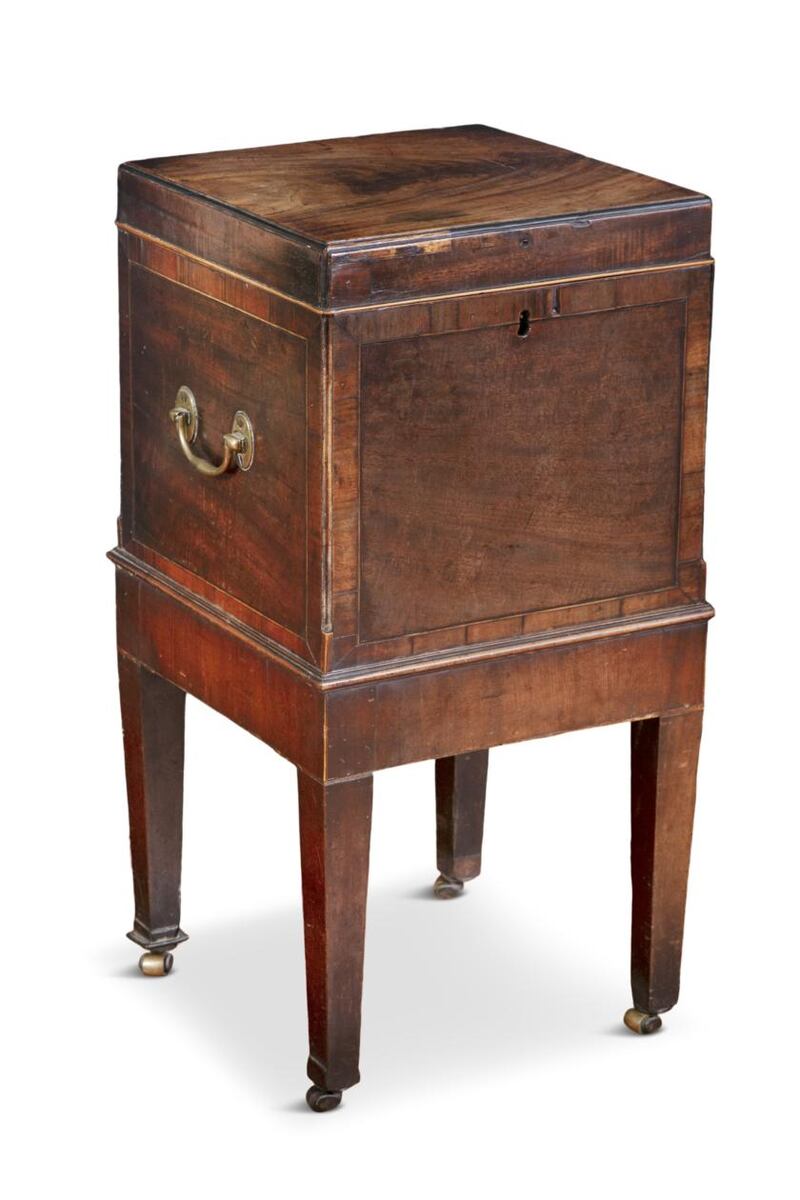 George IV inlaid mahogany cellarette €400-€600