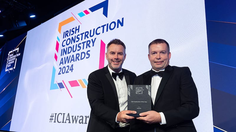 Kevin O'Driscoll, director - partner programmes at BusinessRiver, presents the sub-contractor of the year award to Thomas Duignan, Instrotec