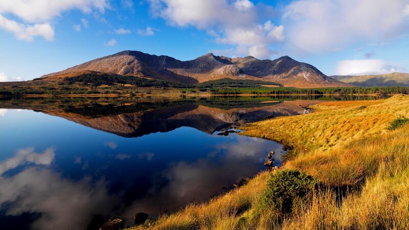 Lough Inagh, Connemara, Co Galway.