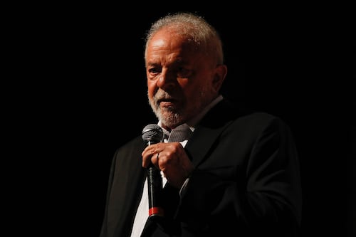 Risky strategy in Brazil for Lula implies compromise ahead of taking up office on January 1st