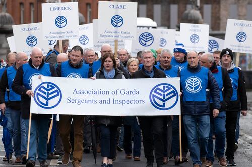 Garda body will co-operate with Biden visit but may withdraw labour at later date over roster dispute