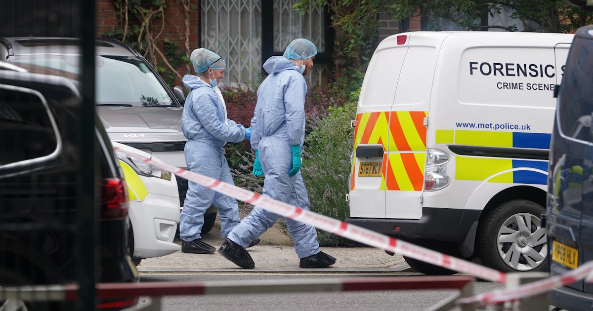 布里斯托尔警方发现装有人体器官的手提箱后，伦敦警方又发现人体遗骸 – 爱尔兰时报