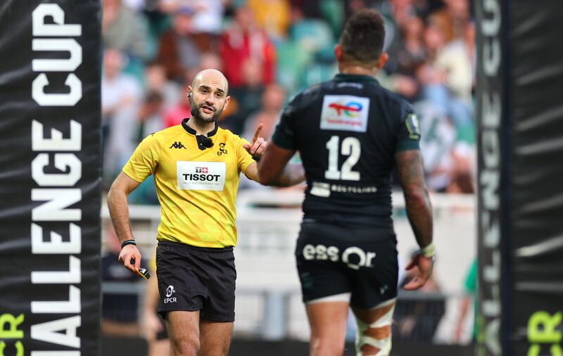 Referee Andrea Piardi yellow cards Jale Vatubua during Pau vs Connacht. Photograph: James Crombie/Inpho