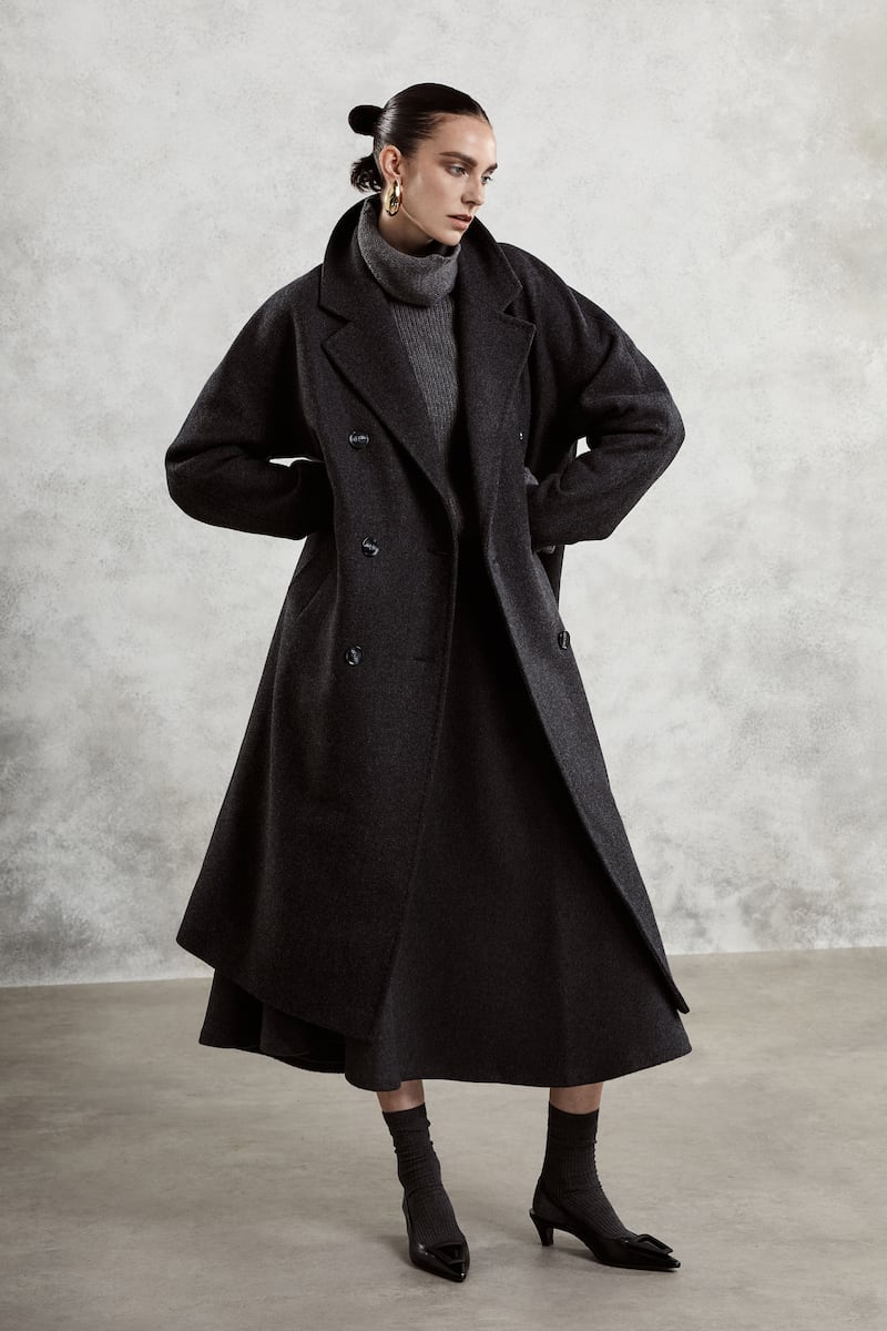 Ever: Charcoal herringbone coat with scarf, €1090