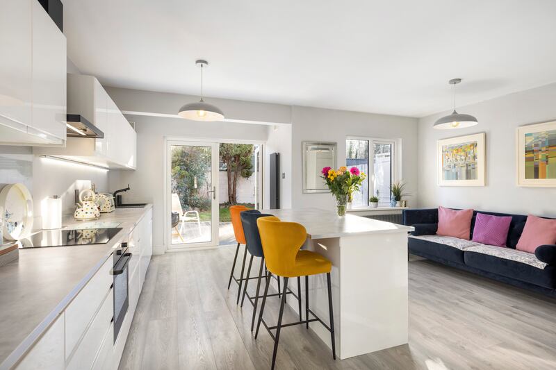 KItchen dining area