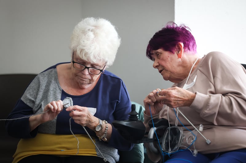 Knitting at Birds of a Feather