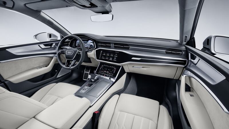 A7 Sportback: the instantly impressive cabin features flush central displays that appear from darkness