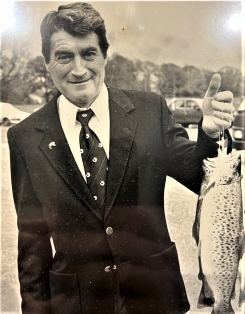 The late John Murphy with his winning catch at the national championships on Lough Sheelin in the early 1990s