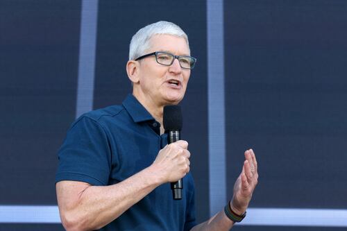 Tim Cook bets on Apple’s mixed-reality headset to secure his legacy
