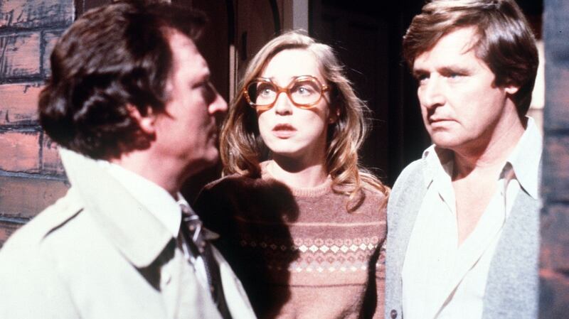 Mike Baldwin (Johnny Briggs), Deirdre Barlow (Anne Kirkbride) and Ken Barlow (William Roache) in a February 1983 episode of Coronation Street