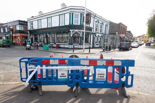 Sandymount sinkhole created by ‘water ingress’ to be repaired today