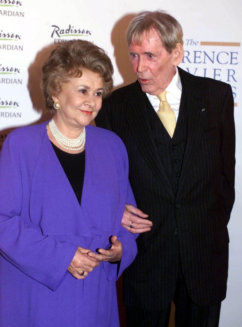 Plowright with Irish actor Peter O'Toole at the Olivier theatre awards in Londoin in 2000. Photograph: Sean Dempsey/PA Wire