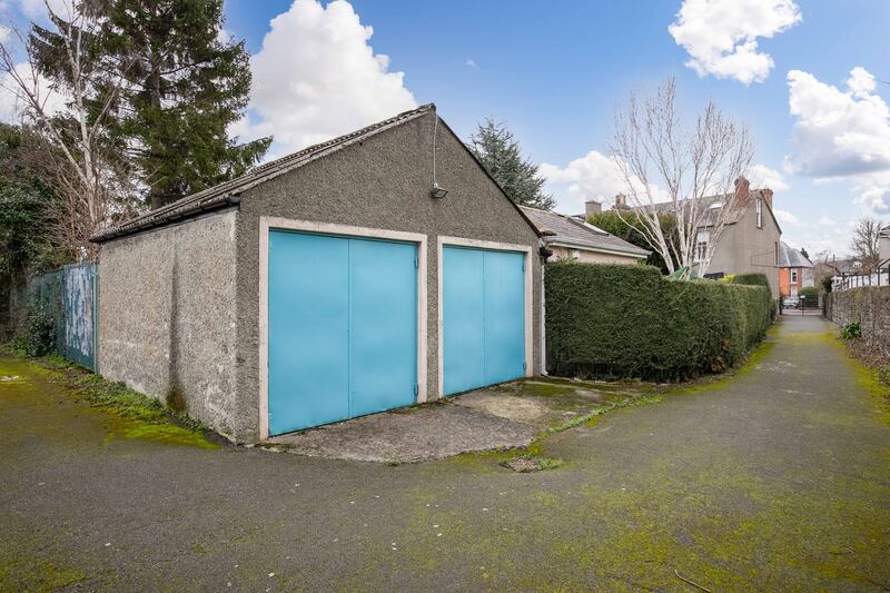 Double garage with lane access