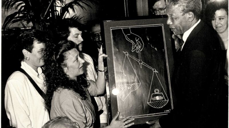 Cathryn O’Reilly meets Nelson Mandela in Dublin in 1990