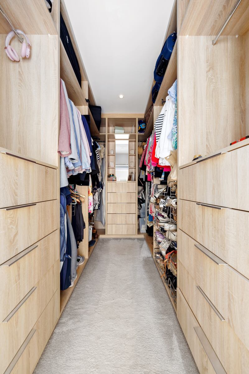 Walk-in wardrobe