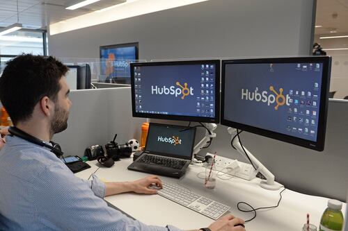 Google parent said to be in talks to buy HubSpot