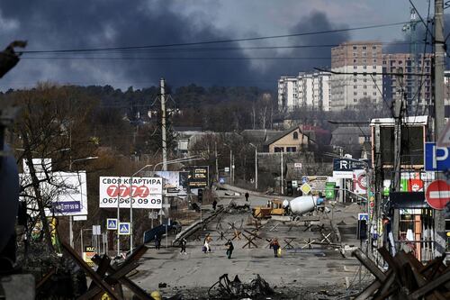 Humanitarian crisis in Ukraine escalating as peace talks fail to progress