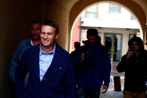 Navalny runs western-style in race for Moscow mayor