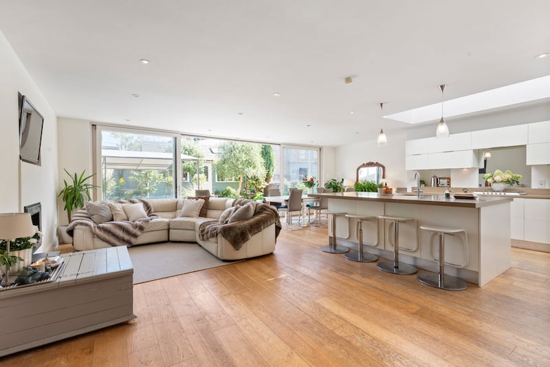 Kitchen/living/diningroom