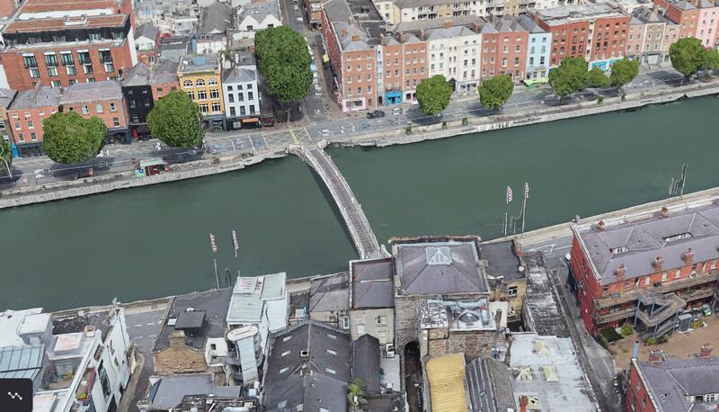 Google Earth screenshot of Hapenny Bridge