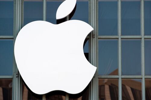 Apple sidelined as Beijing travellers pay for transport via Android