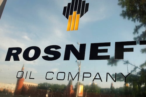 Russian energy giant Rosneft swings to net loss, hit by pandemic