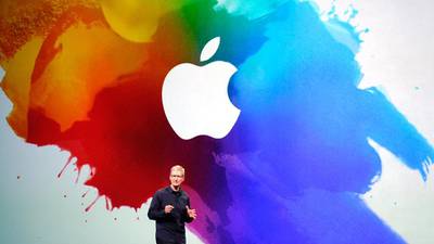Apple workforce mostly white and male