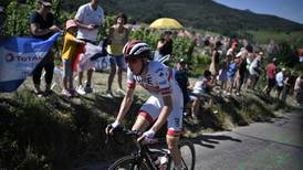 Martin stays ninth overall in Tour de France