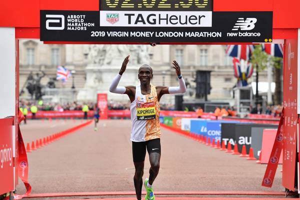 Eliud Kipchoge wins record fourth London Marathon