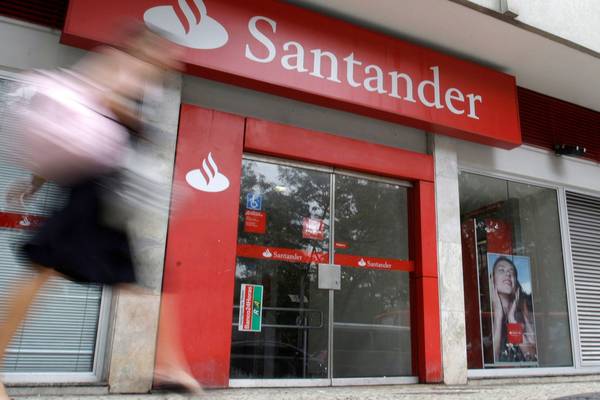 Santander to pay former chief of US subprime auto arm $713m
