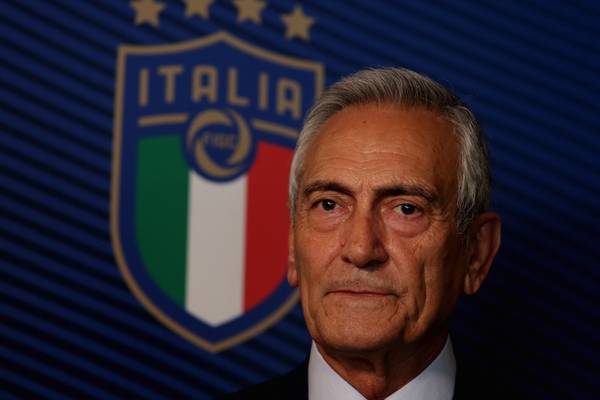 Italian FA boss says Serie A season could finish in August