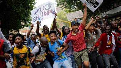 South Africa’s president  to meet student leaders