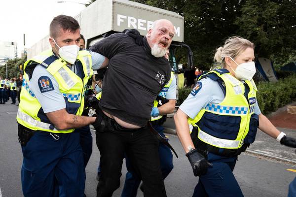 New Zealand police warn that vaccination protesters will be ‘actively engaged’