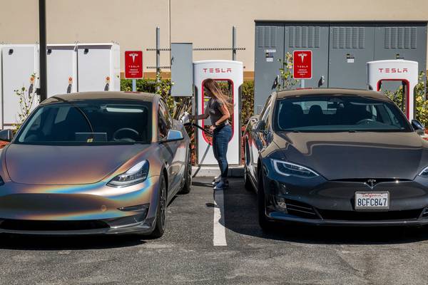 Tesla’s value drops $50bn as Musk’s cheaper battery three years away