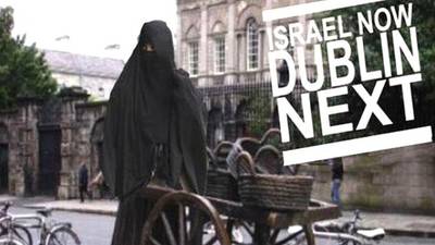 Israeli embassy removes Molly Malone in Muslim garb images