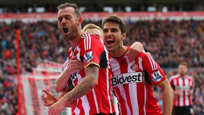 Steven Fletcher guides Sunderland to victory