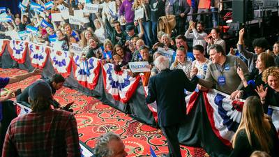 US Democratic race: Chaos in Iowa as ‘inconsistencies’ delay caucus results
