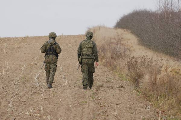 EU set to broaden Belarus sanctions as tensions grow at border