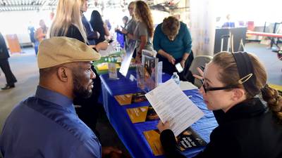 US employment sees solid growth in October