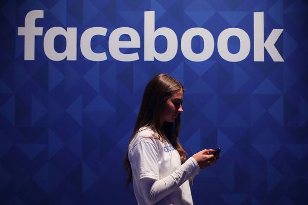 Stressed Facebook users more likely to log on excessively