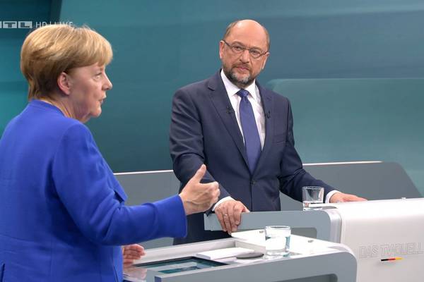 Merkel dominates TV debate as Schulz fails to turn tide