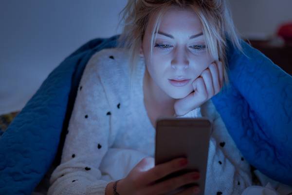 Exposure to screens causes surge in post-lockdown skin issues – practitioner