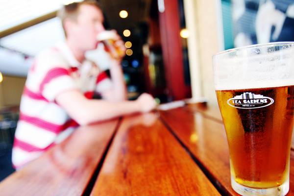 Australia enjoys post-coronavirus lockdown beers as bars reopen