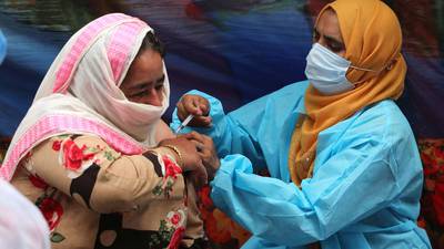Indian health authorities face major challenge to meet target for full vaccination