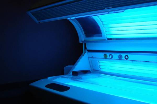 Two out of five sunbed operators fail to ask for proof of age – survey