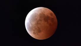 Total eclipse of the moon to be visible in  early hours